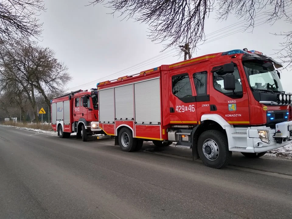 Pod Kutnem lądował śmigłowiec pogotowia. Pomocy potrzebowała starsza osoba