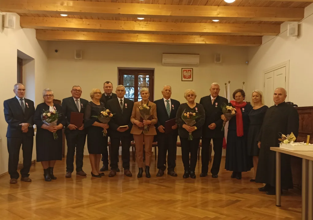 Małżonkowie na medal! Aż pięć par świętowało Złote Gody [FOTO] - Zdjęcie główne