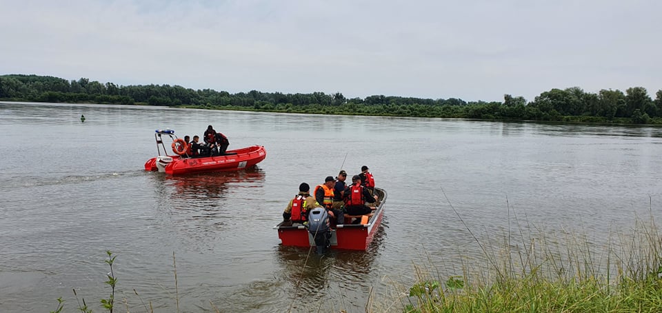 Trwają poszukiwania starosty płockiego, który wpadł do rzeki