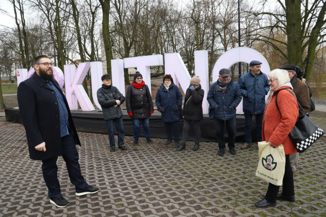 [ZDJĘCIA] Lewicowa ofensywa w Kutnie. „Najlepszym kandydatem jest Robert Biedroń” - Zdjęcie główne