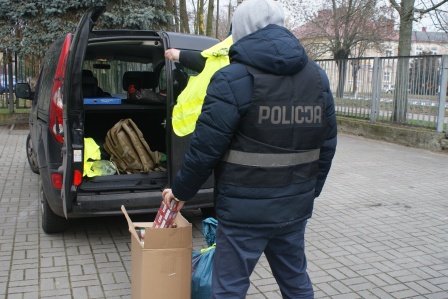 Nielegalny towar w Piątku. Policjanci zabezpieczyli kontrabandę! - Zdjęcie główne