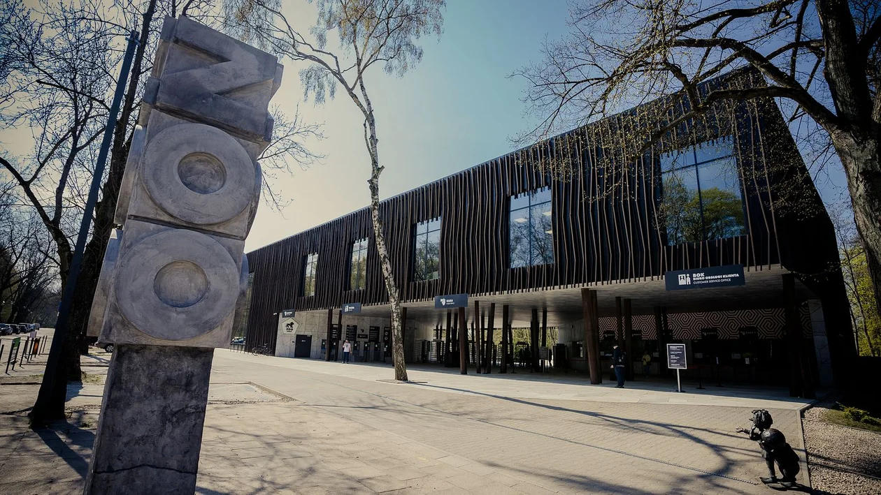 Łódzkie Orientarium otwarte. Zwiedzających zachwycają zwłaszcza rekiny i słonie