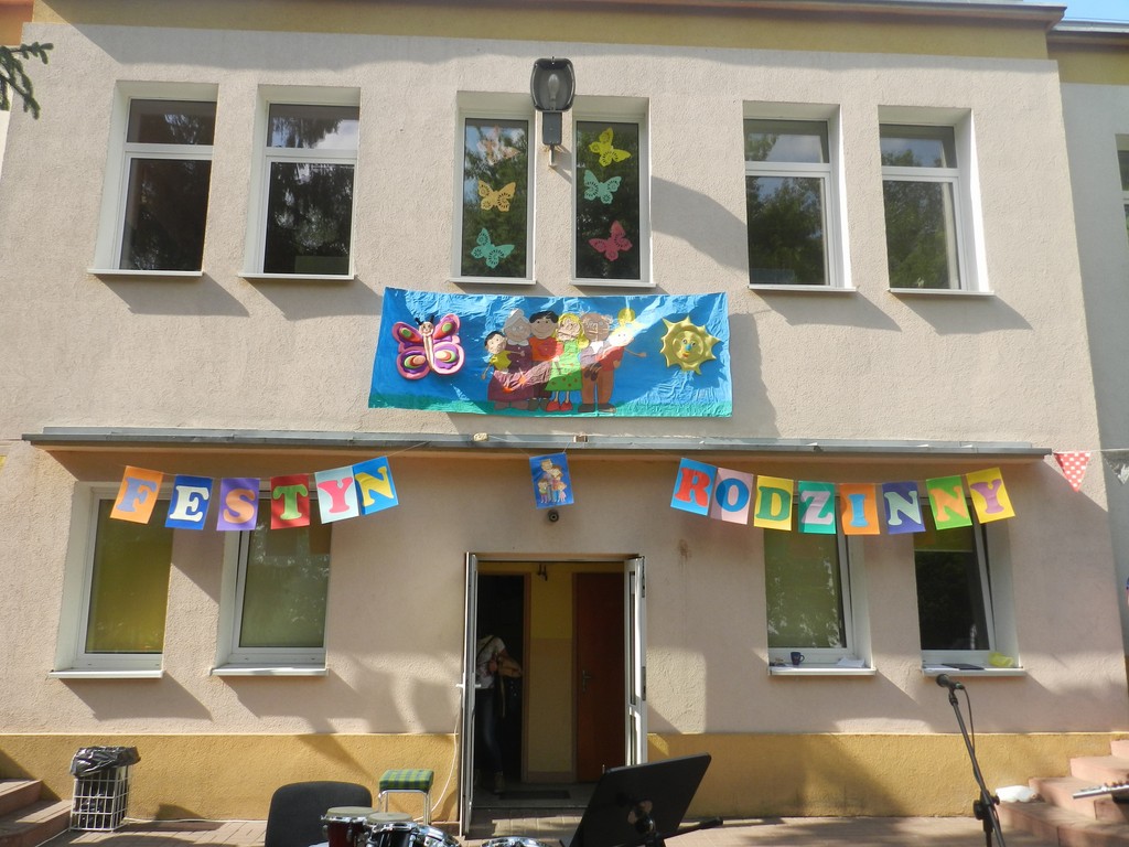 Piknik rodzinny w Przedszkolu nr 1  - Zdjęcie główne