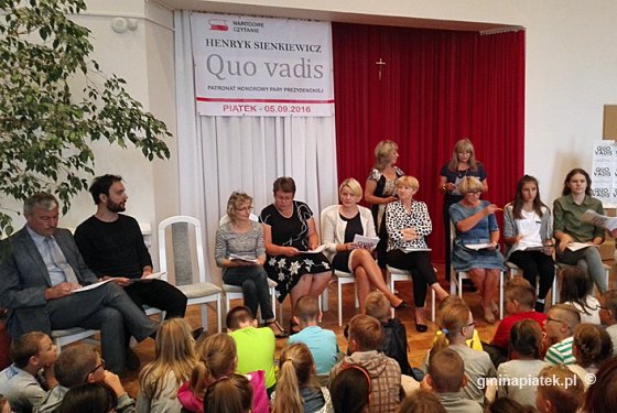 Narodowe Czytanie w Piątku - Zdjęcie główne