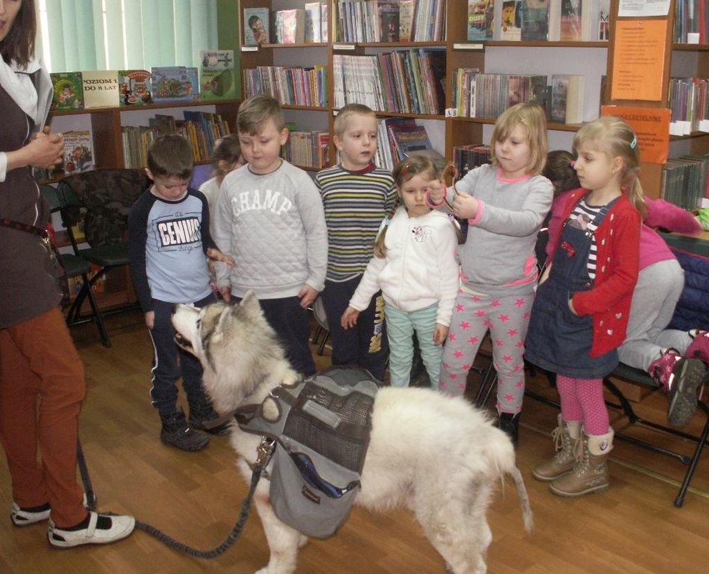 Szaman ponownie odwiedził przedszkolaków - Zdjęcie główne