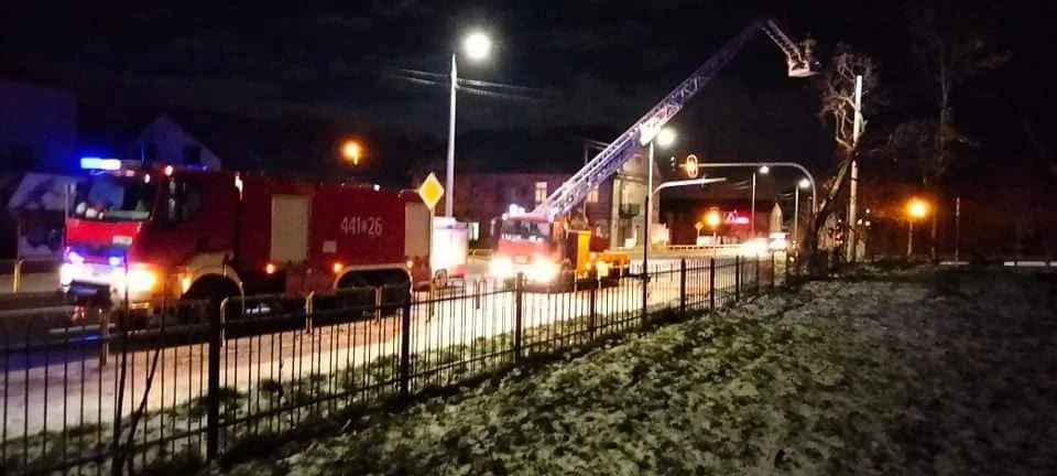 Nawałnica nad powiatem łęczyckim. Strażacy interweniowali kilkadziesiąt razy