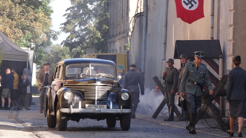 Łęczyca planem filmowym! Zza kulis serialu "Morowe Panny" - Zdjęcie główne