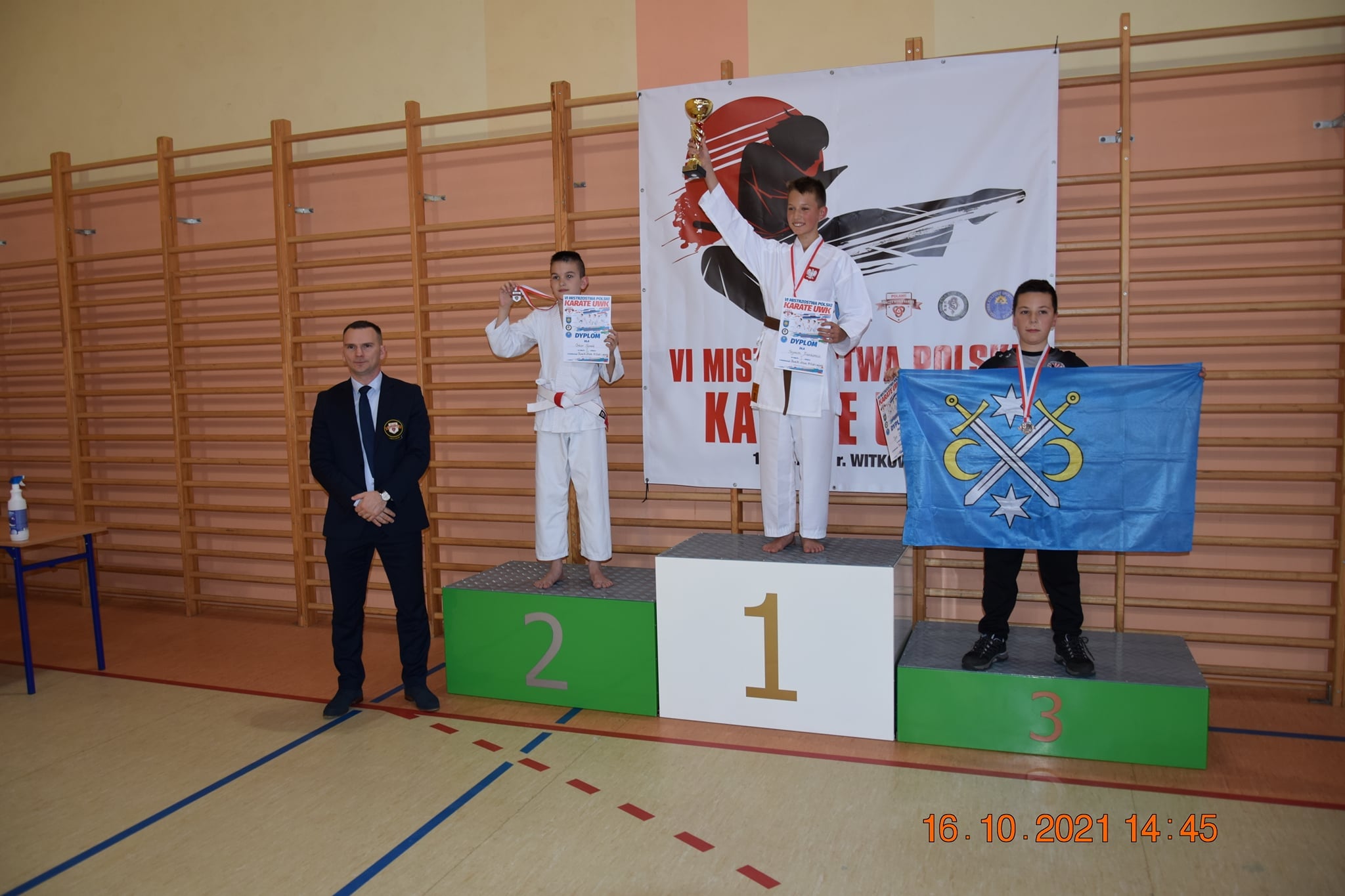 VI Mistrzostwa Polski Karate UWK: zawodnicy łęczyckiego klubu z 12 medalami