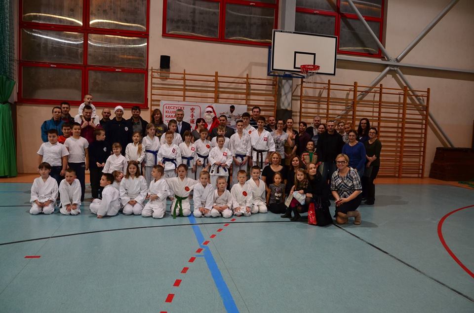 Mikołajkowy turniej karate - Zdjęcie główne