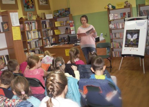 Ogólnopolski Dzień Głośnego Czytania w bibliotece dla dzieci - Zdjęcie główne