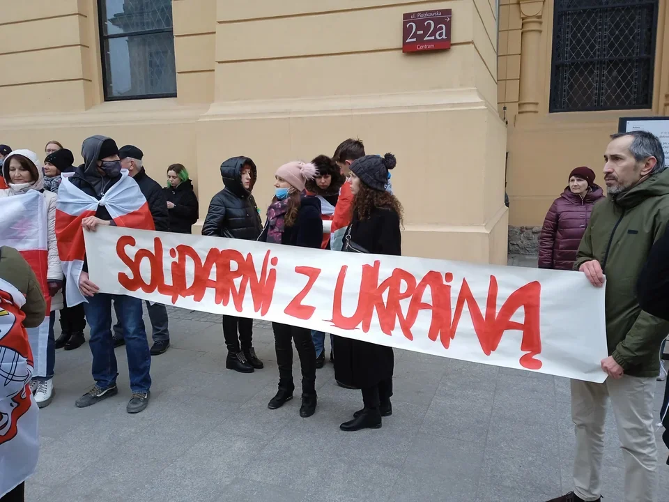 Ukraińcy w Łodzi – gdzie podjąć naukę języka polskiego? Zapoznajmy się z ofertami szkół językowych w Łodzi - Zdjęcie główne