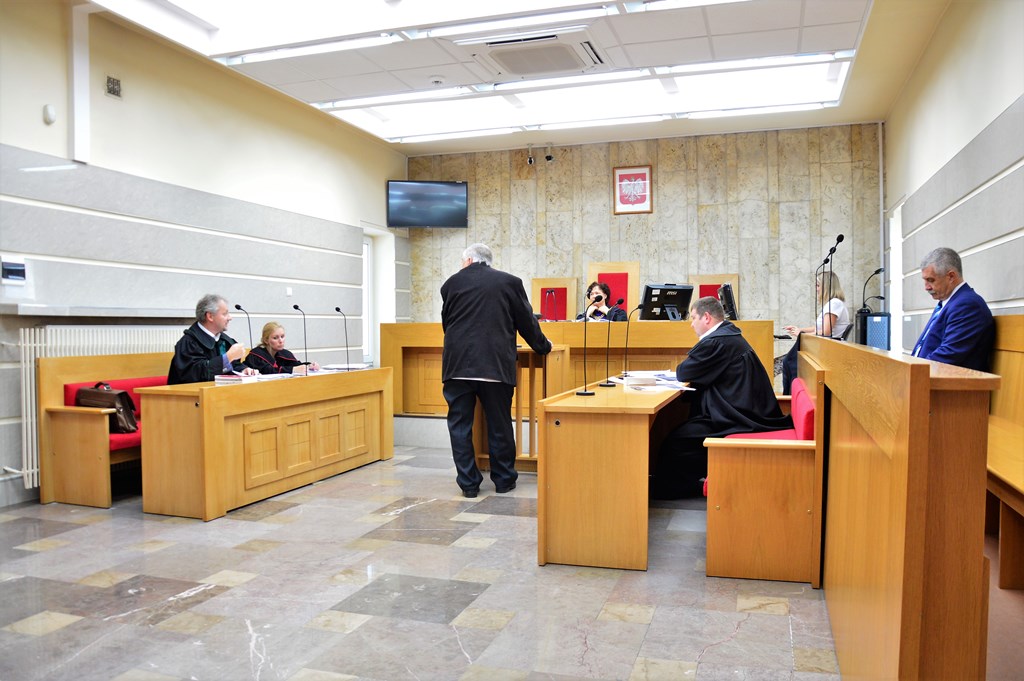 Kontynuacja procesu Lipińskiego – zeznawali Koperkiewicz i Urbański  - Zdjęcie główne