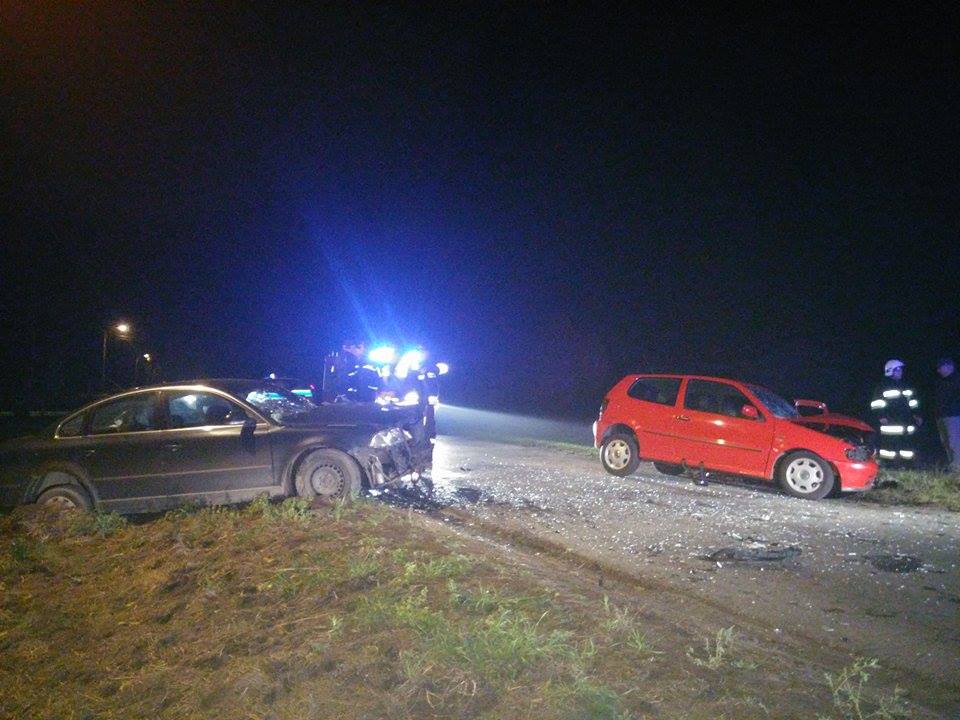 Wypadek w Wąkczewie. Cztery osoby trafiły do szpitala - Zdjęcie główne