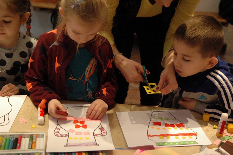 Zamkowe ferie - zajęcia artystyczno-archeologiczne - Zdjęcie główne