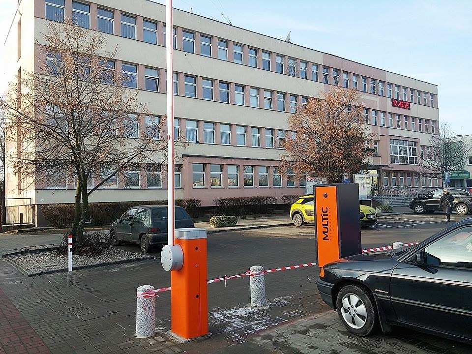 System w strefie płatnego parkowania został zamontowany - Zdjęcie główne