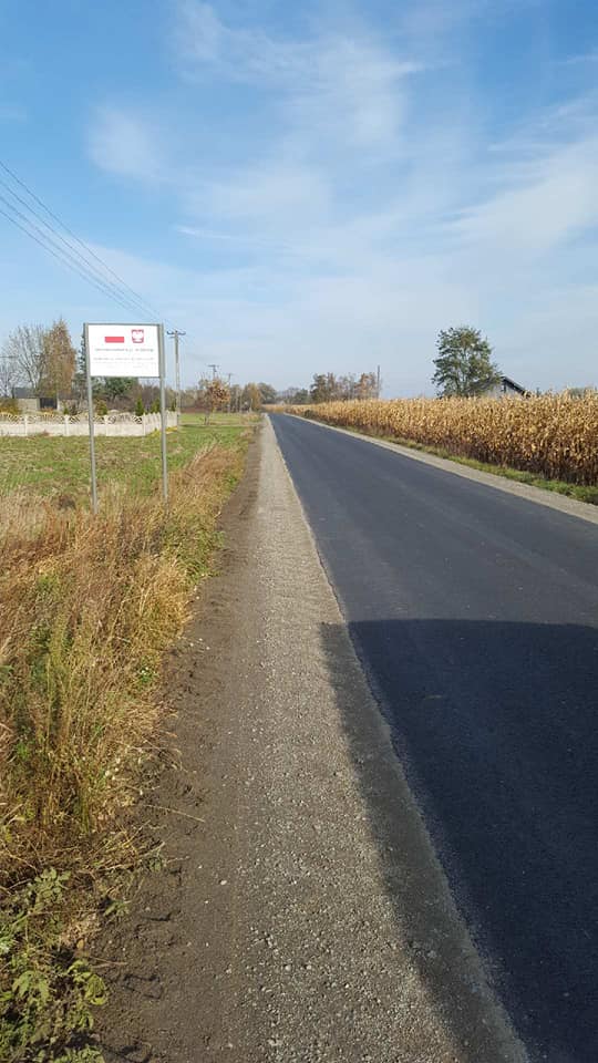 Zakończono trzy inwestycje drogowe w gminie Świnice Warckie