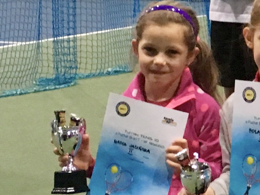 "Tenisowe tornado"  - Zdjęcie główne