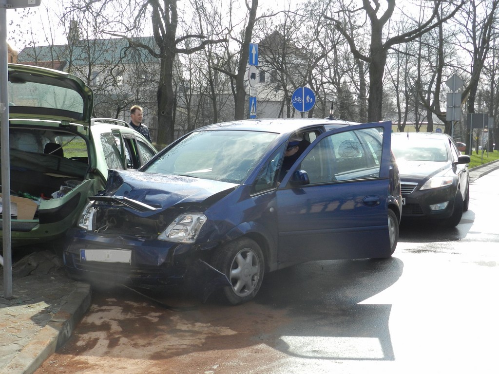 Wypadek na Kaliskiej! - Zdjęcie główne