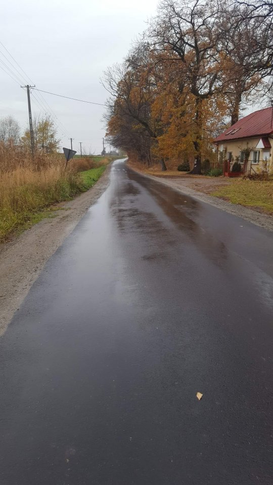 Zakończono trzy inwestycje drogowe w gminie Świnice Warckie