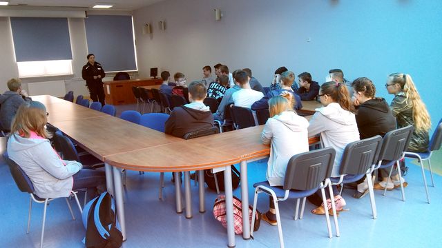 Nieletni dowiedzieli się o odpowiedzialności karnej - Zdjęcie główne