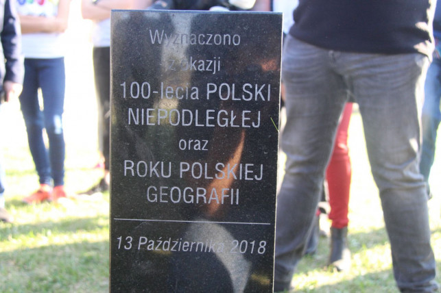 Dokładnie trzy lata temu w Piątku miała miejsce burzliwa dyskusja nt. centrum Polski, z kolei w Nowej Wsi zorganizowano uroczyste wyznaczenie Geodezyjnego Serca naszego kraju