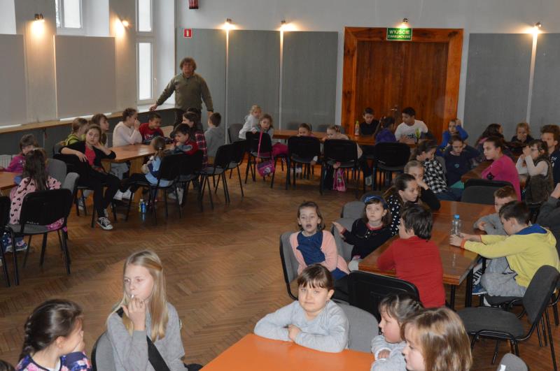 Teatr cieni zawładnął Domem Kultury - Zdjęcie główne