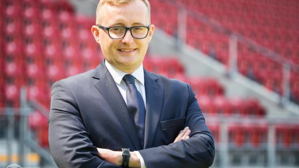 Prezydent Łodzi "przeprasza" byłego prezesa Widzewa