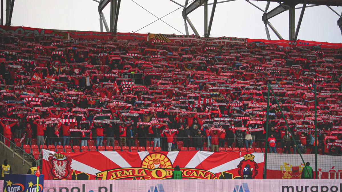 Kibice Widzewa nie opuszczą drużyny. Jest istotny apel!