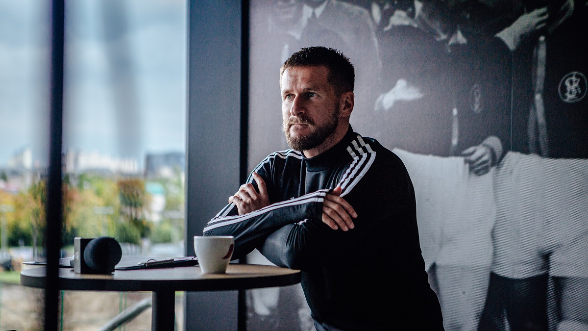 Madej krytykuje Przytułę: „Na jego miejscu podałbym się do dymisji” - Zdjęcie główne