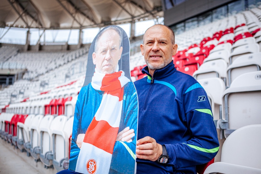 TYLKO U NAS! Marek Chojnacki składa świąteczne życzenia. „Spełnienia marzeń i awansu ŁKS-u” - Zdjęcie główne