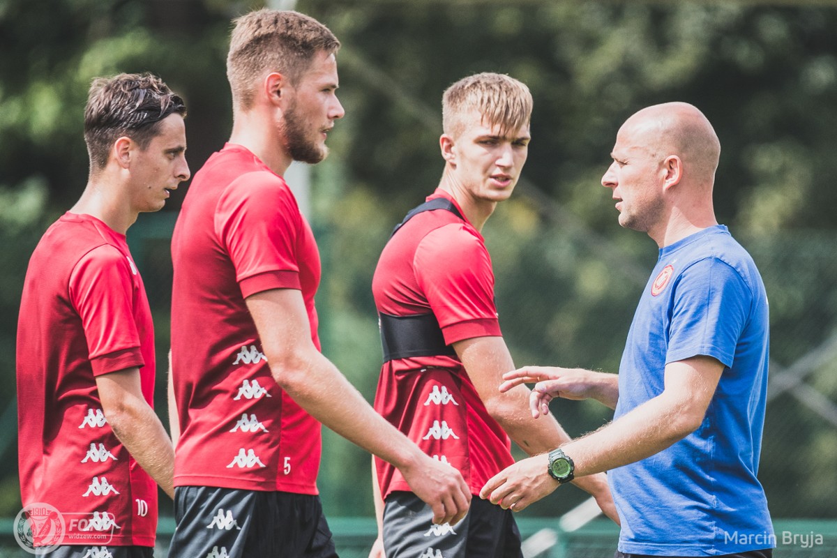Trener Widzewa: U mnie nie ma pierwszego składu - Zdjęcie główne