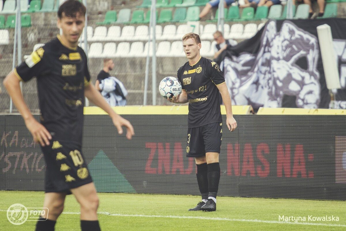 Filip Becht w meczu Widzewa z Zagłębiem Sosnowiec/fot. Martyna Kowalska, widzew.com