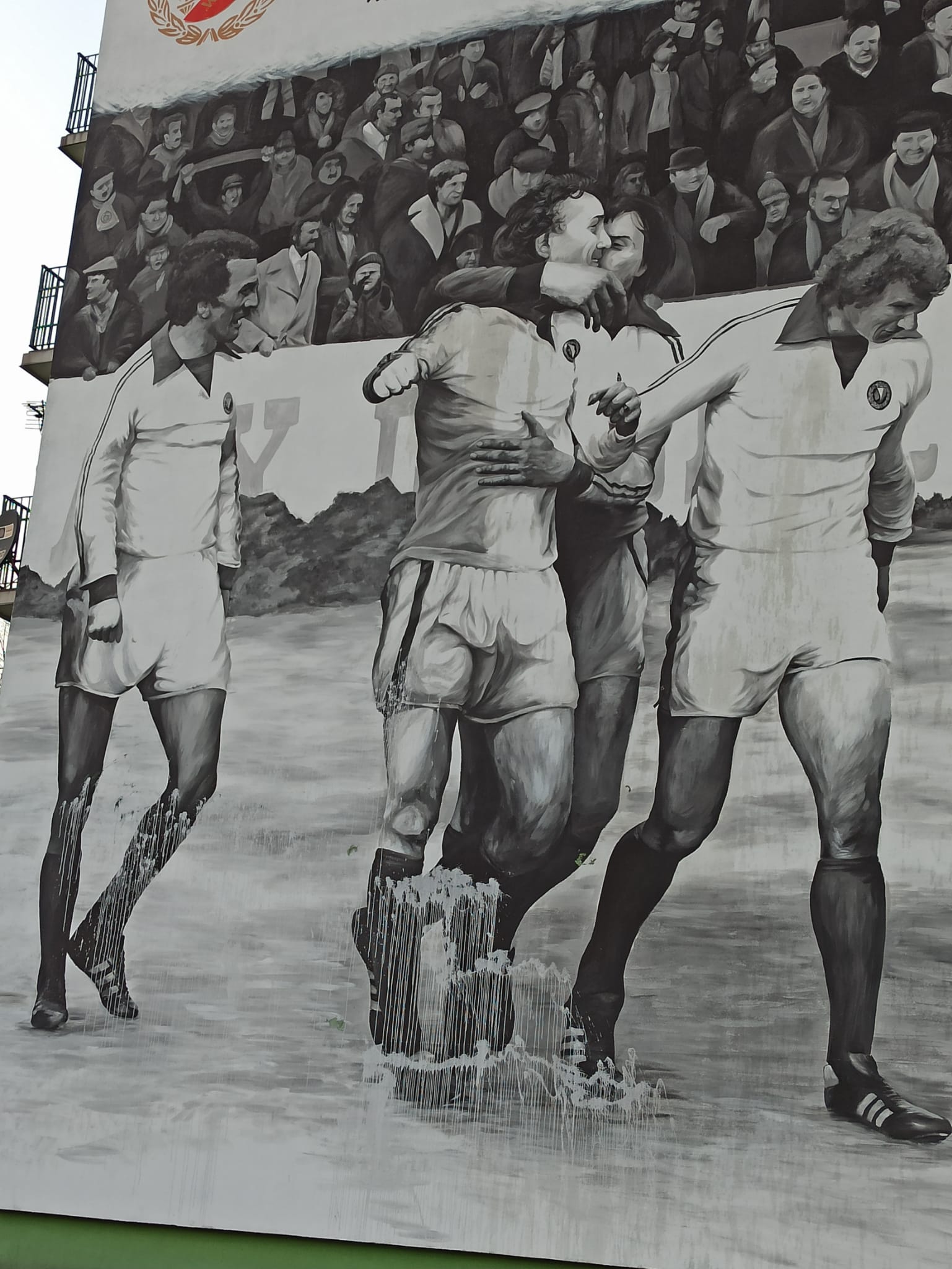 Mural-Widzew-zniszczony-2.jpg