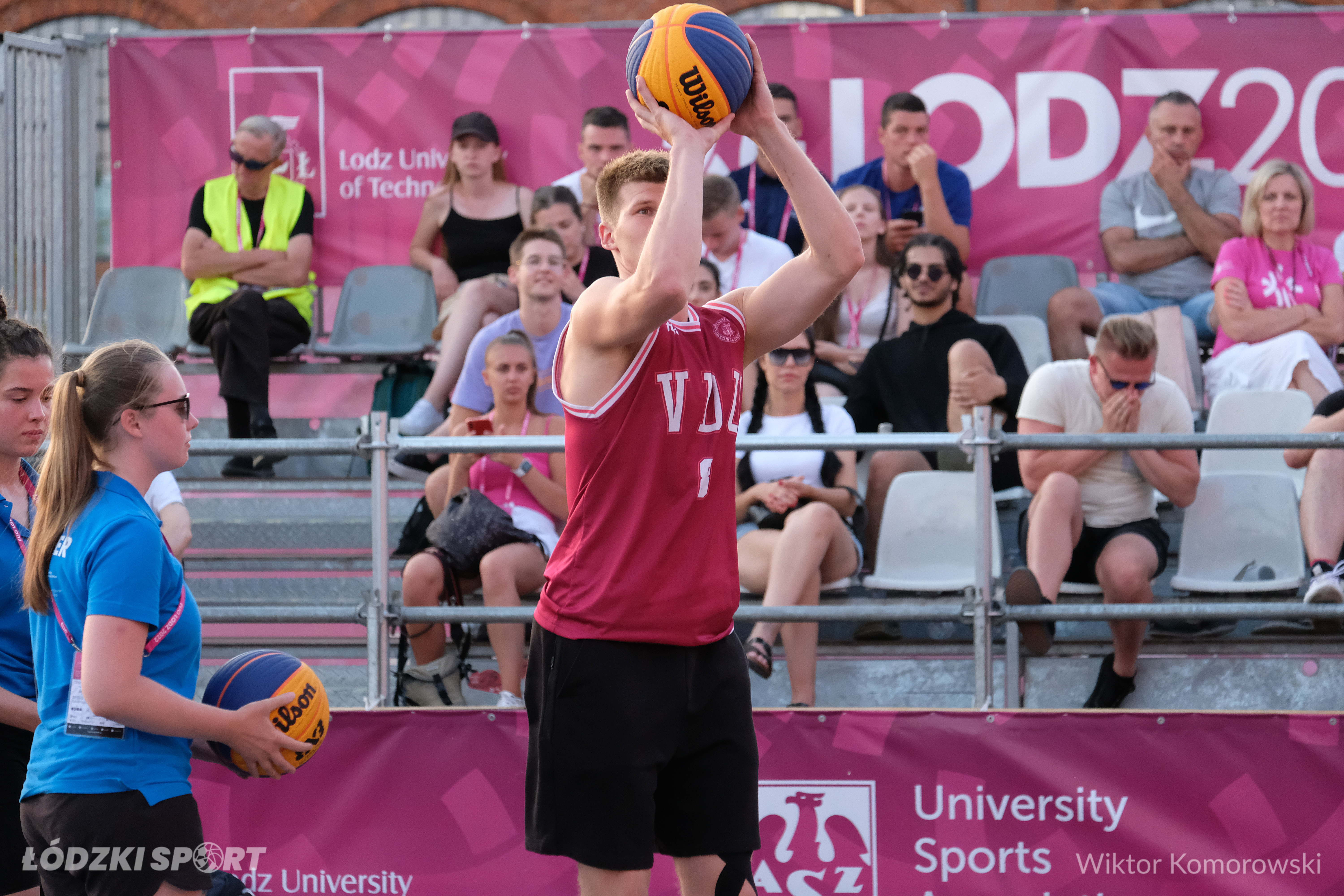 Turniej koszykówki 3x3 podczas EUG 2022 w Łodzi (fot. Wiktor Komorowski / Łódzki Sport)