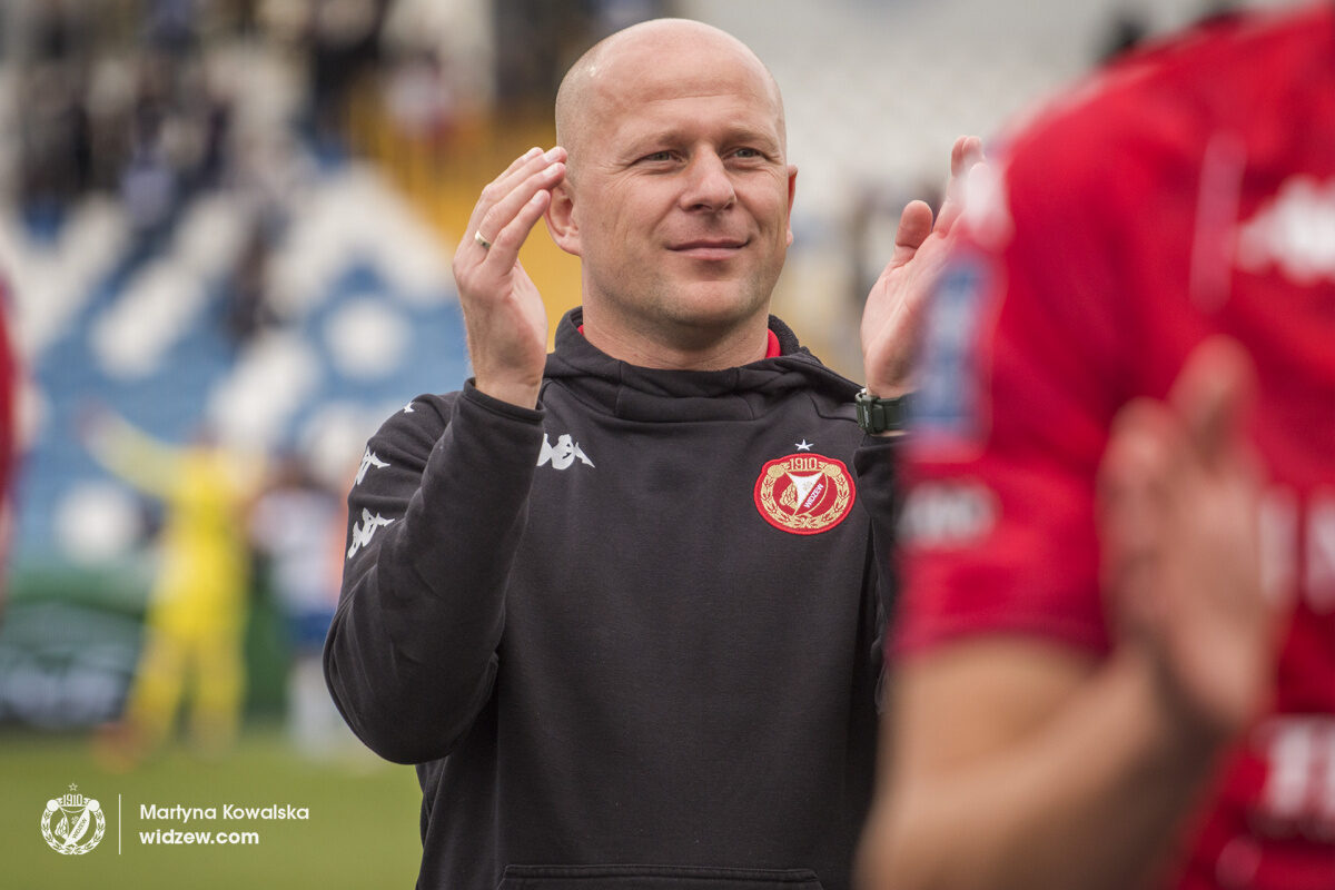 Janusz Niedźwiedź, trener Widzewa Łódź/fot. Martyna Kowalska, widzew.com