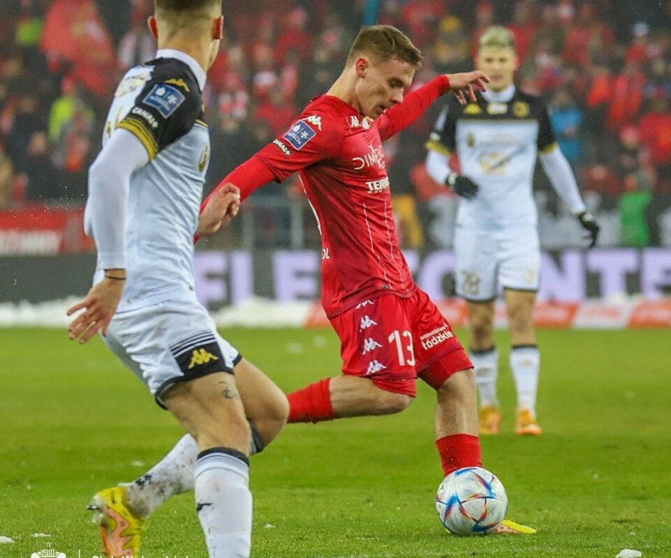 Ernest Terpiłowski zaliczył asystę / Fot. Piotr Walendziak., widzew.com