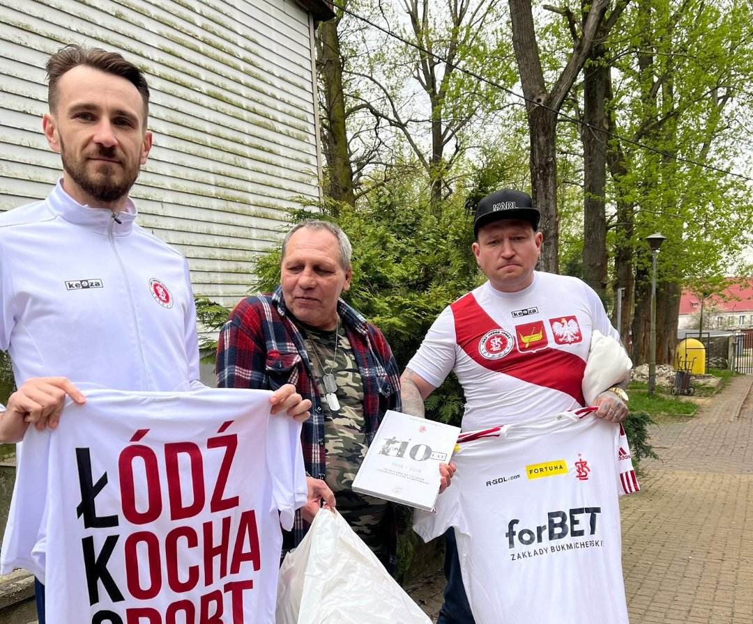 Niepełnosprawny kibic ŁKS-u stracił wszystko. Dzięki fanom znowu się uśmiecha - Zdjęcie główne