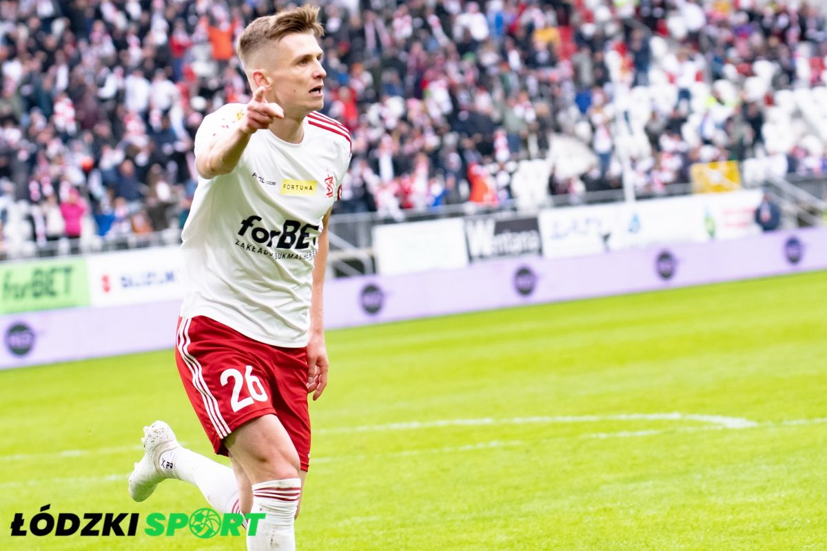 Bartosz Szeliga świętował bramkę na 1:0 w rytm rockowej wersji 