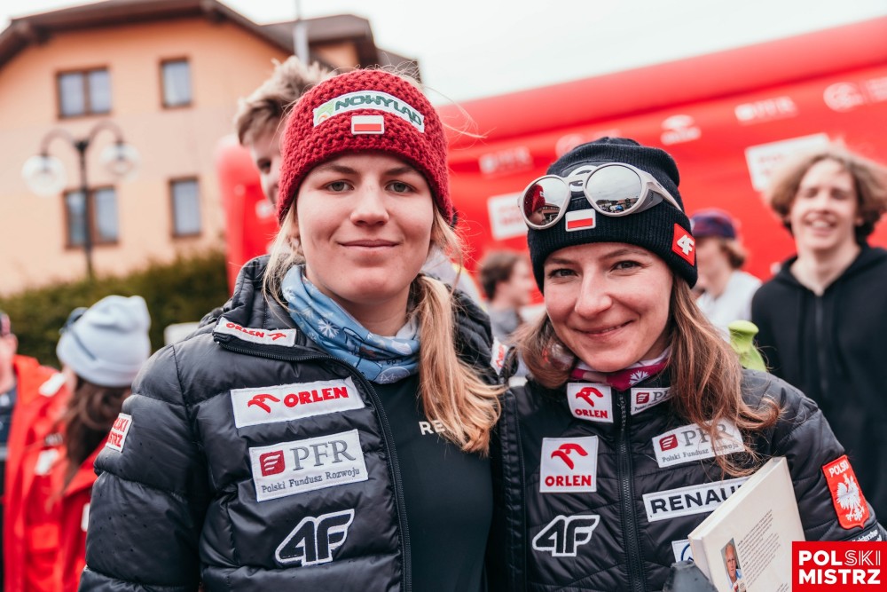 Magdalena Łuczak i Maryna Gąsienica-Daniel podczas mistrzostw Polski w Szczyrku, fot. PZN