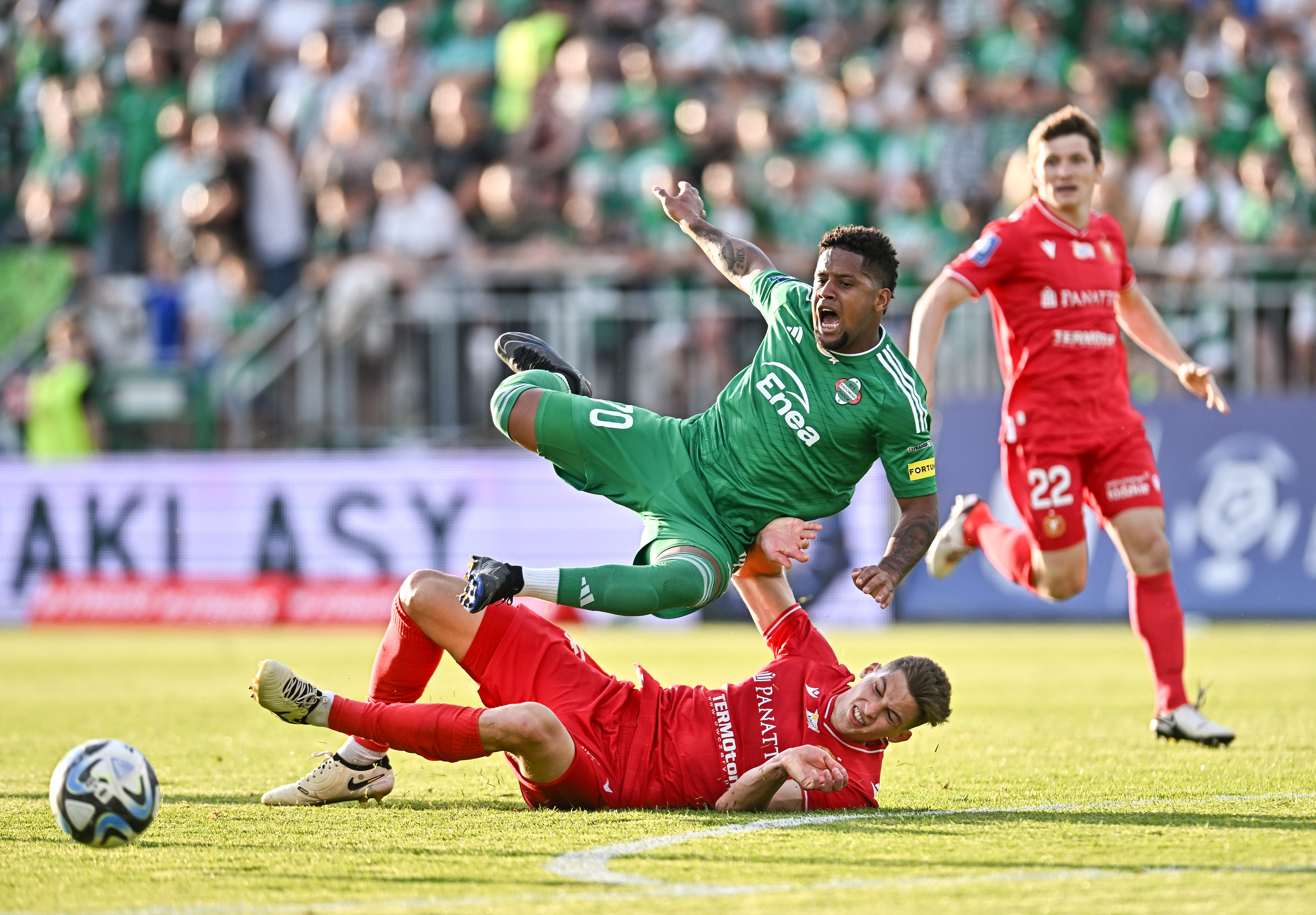 Szalony, ale zwycięski mecz Widzewa. Grad goli przy Al. Piłsudskiego 138 - Zdjęcie główne