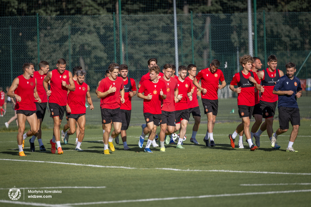 Widzew pokonuje Gieksę w pierwszym sparingu - Zdjęcie główne