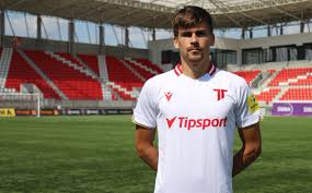 To on będzie nowym piłkarzem Widzewa? Wzmocni lewą obronę - Zdjęcie główne