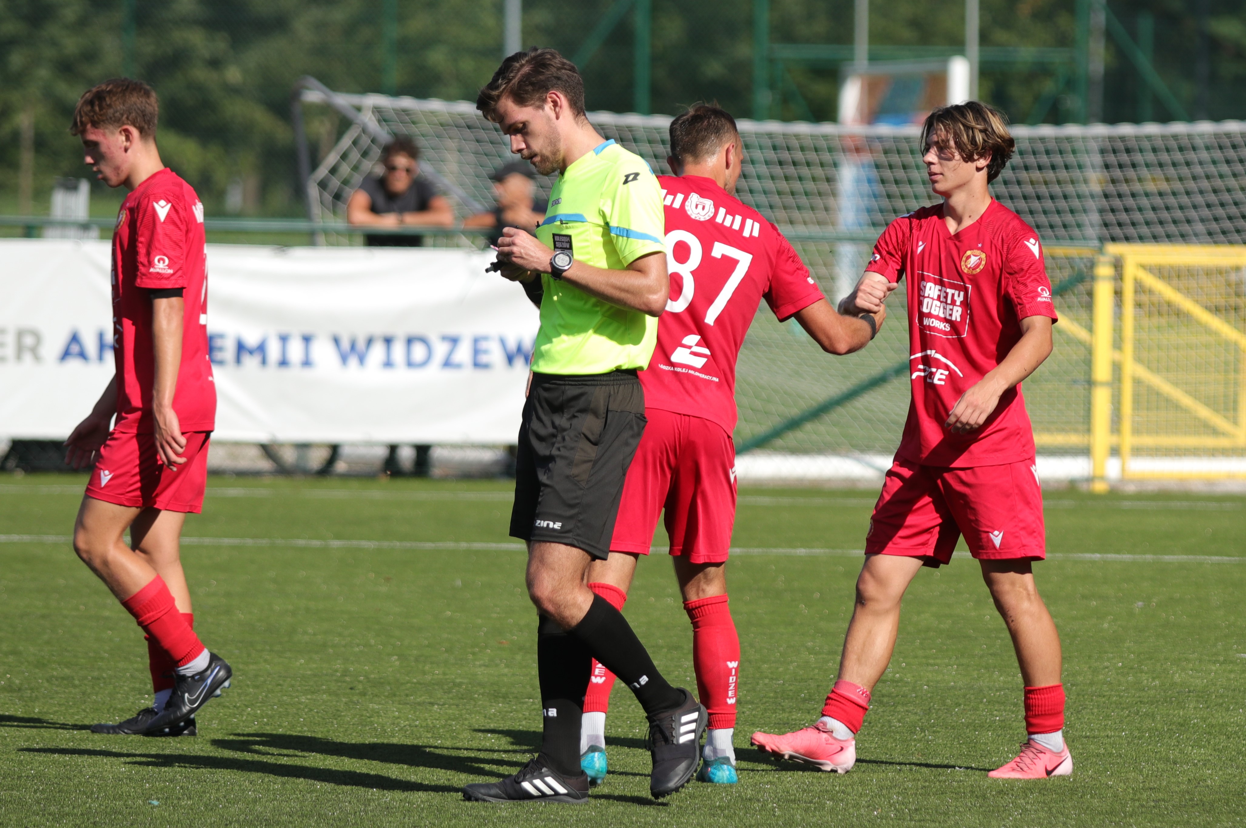 24.04.2024. Betcris IV liga. Widzew II Łódź - Zawisza Rzgów 5:0