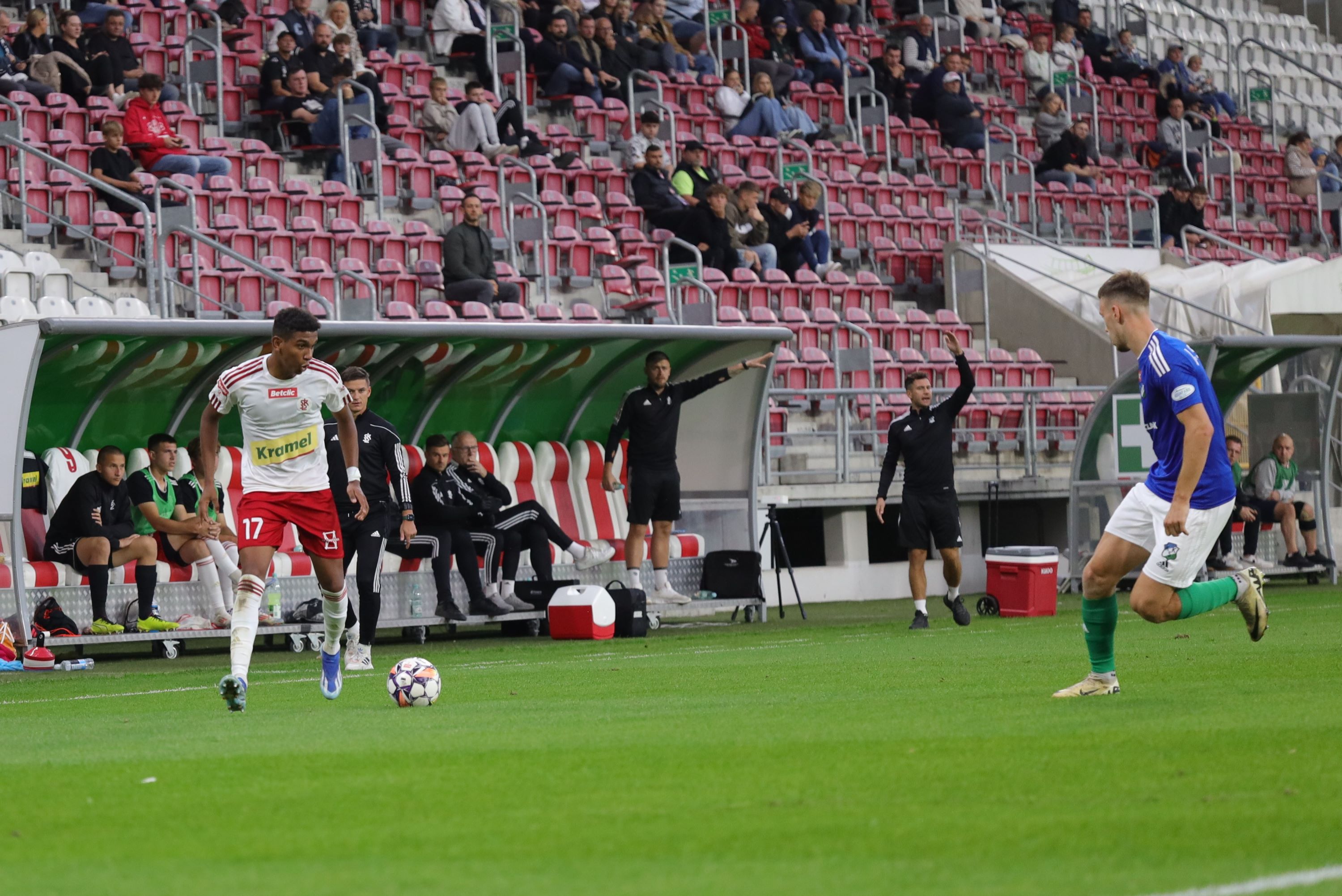 LKS-II-Lodz-KKS-Kalisz2.jpg