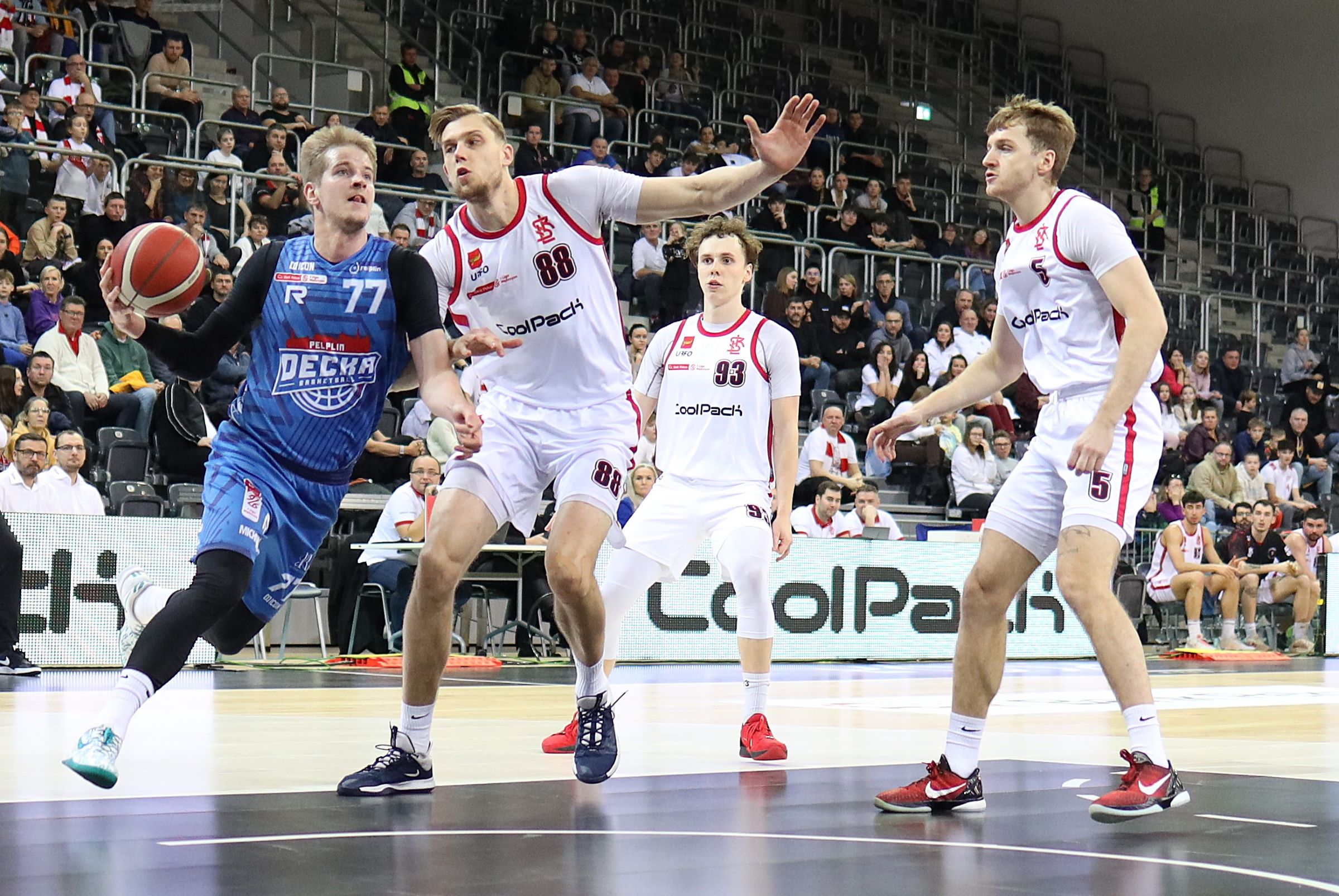 LKS-Coolpack-Lodz-Decka-Pelplin3.jpg