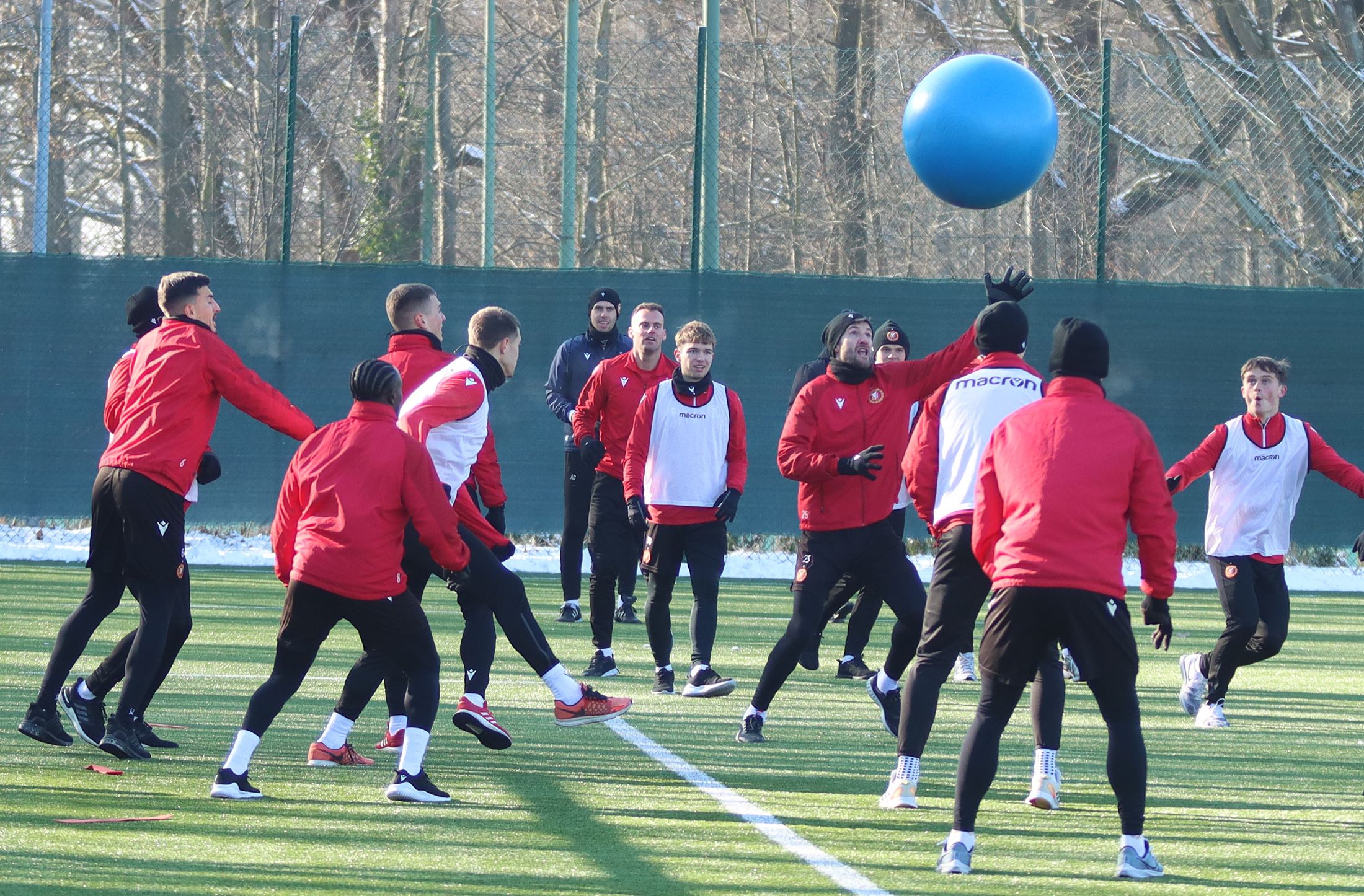 Widzew jedzie na zgrupowanie. Nowy trener do pomocy - Zdjęcie główne