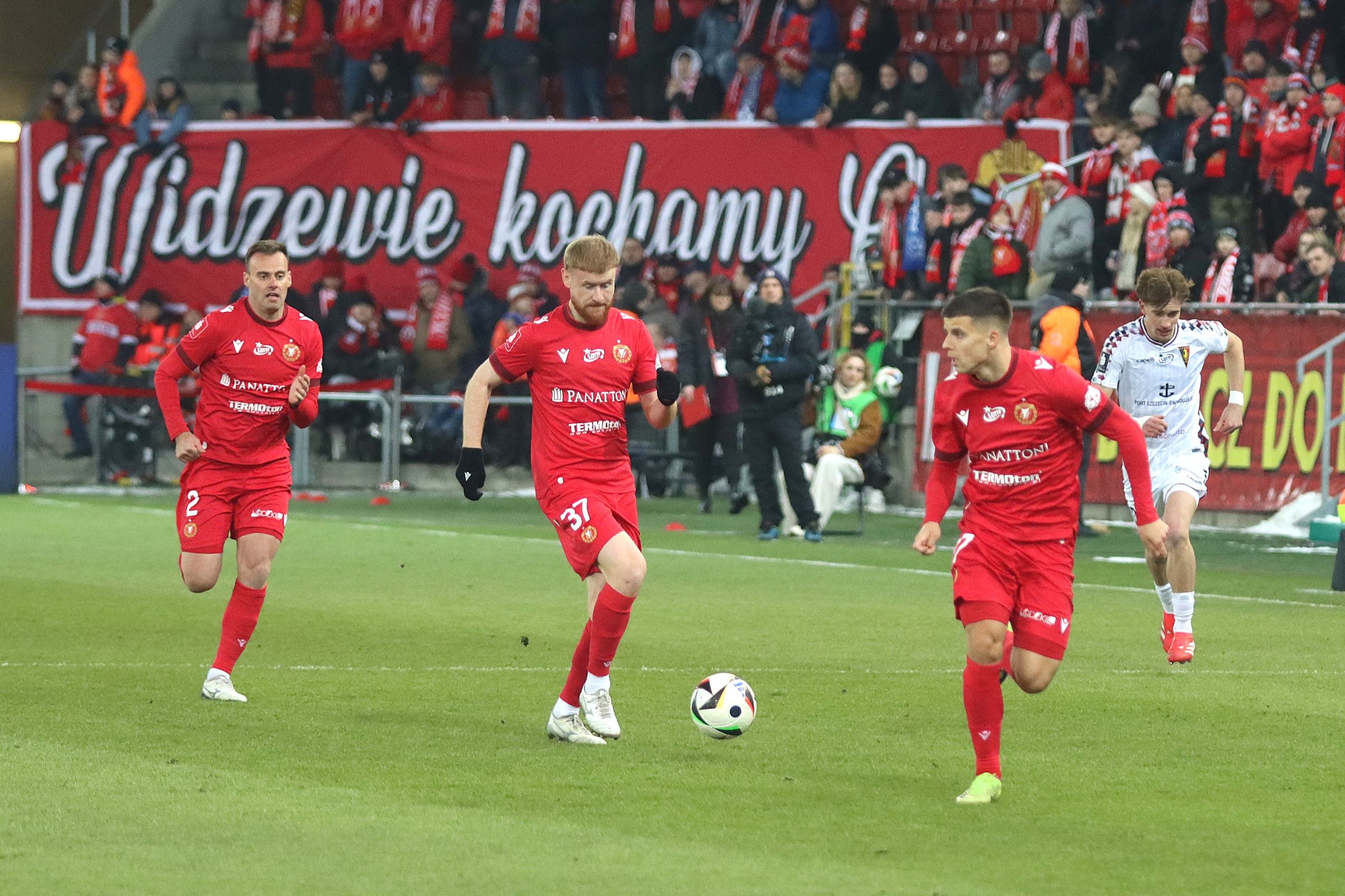 Widzew ucieka od strefy spadkowej - Zdjęcie główne