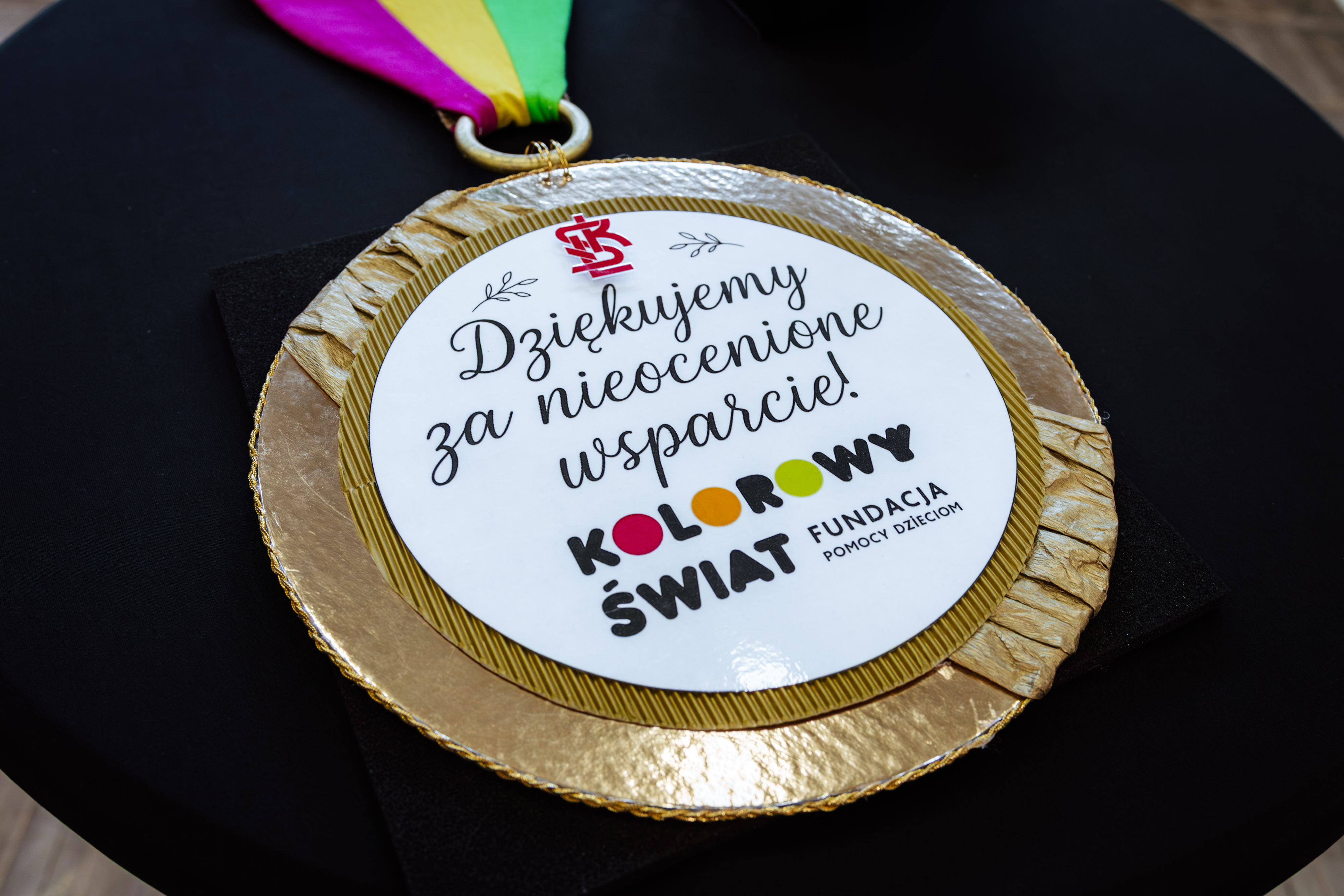 LKS-Lodz-odwiedzil-Fundacje-Kolorowy-Swiat6.jpg