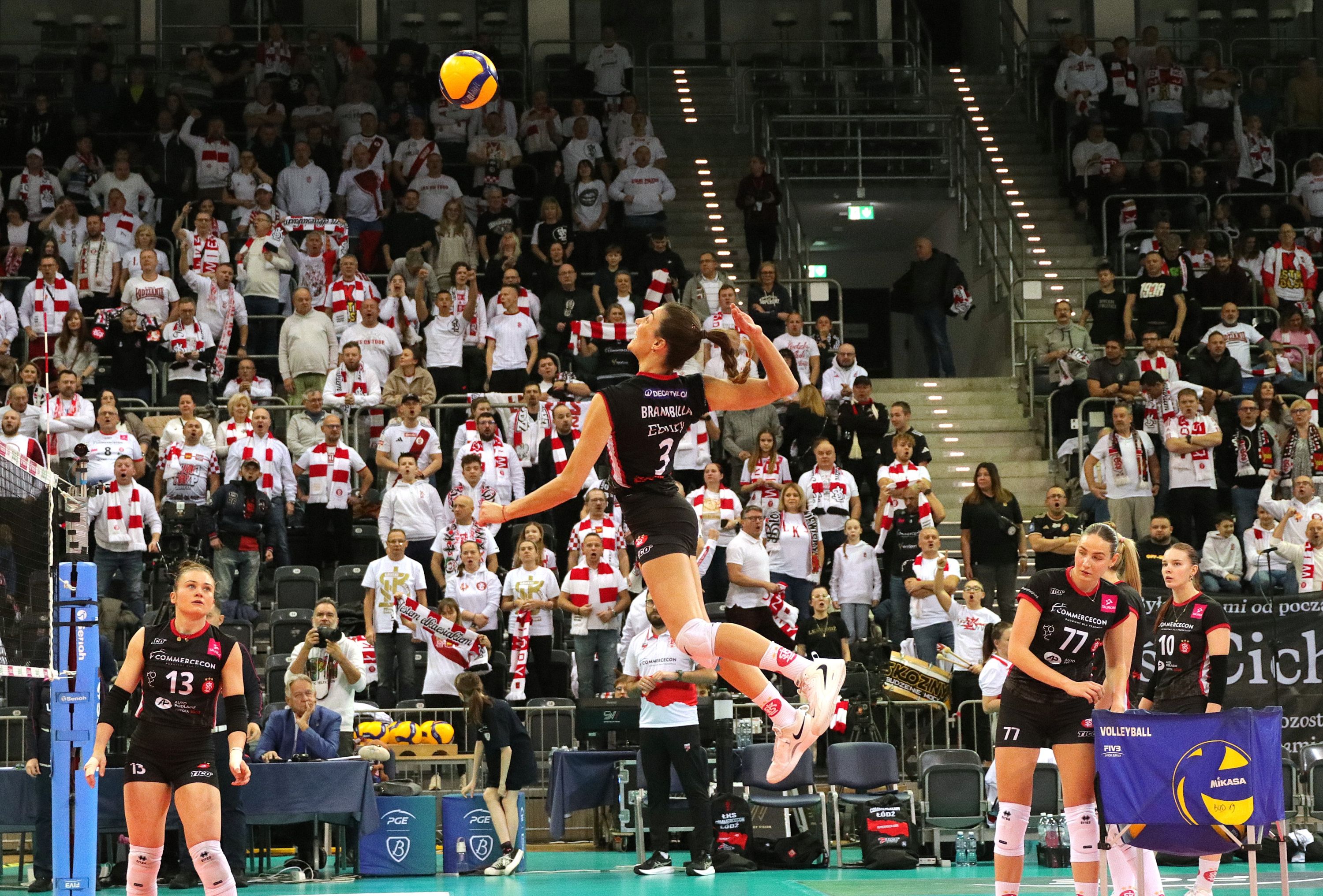 PGE-Budowlani-Lodz-LKS-Commercecon-Lodz2.jpg