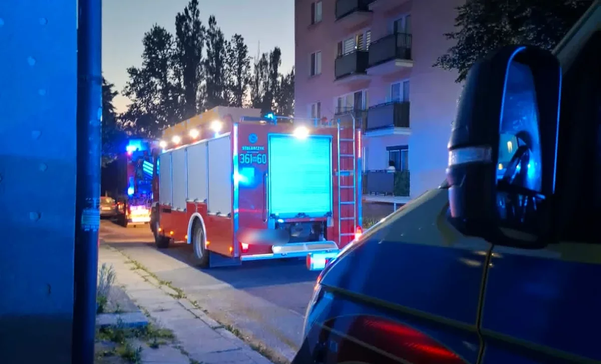 Chwile grozy na płockim osiedlu! Mężczyzna chciał wysadzić blok w powietrze! [ZDJĘCIA]